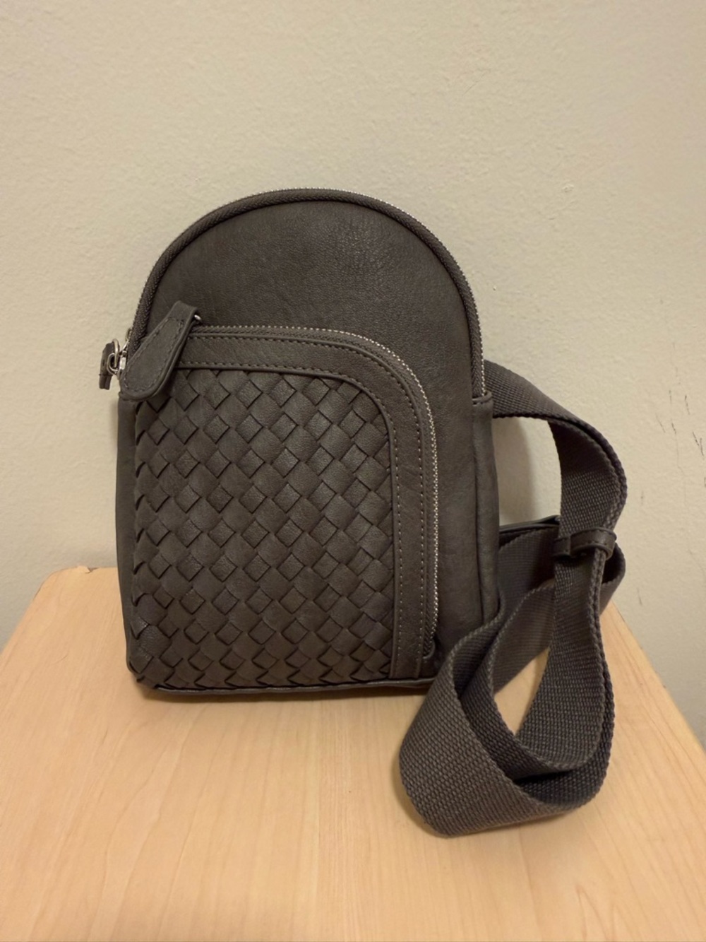 Women's Faux-Leather Woven Bucket Bag Crossbody Shoulder Purse